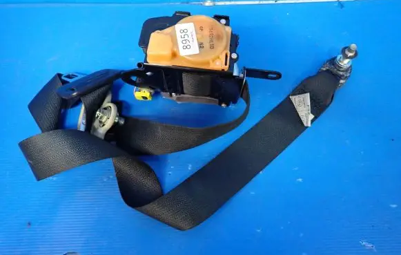 Nissan Murano Z51 Rear seatbelt TK-AH2-EG486