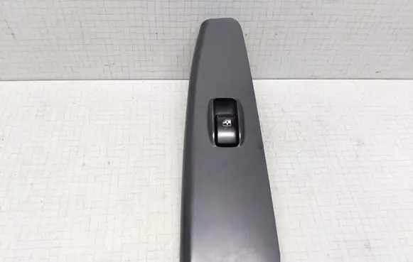 KIA Cerato Electric window control switch 935752F000