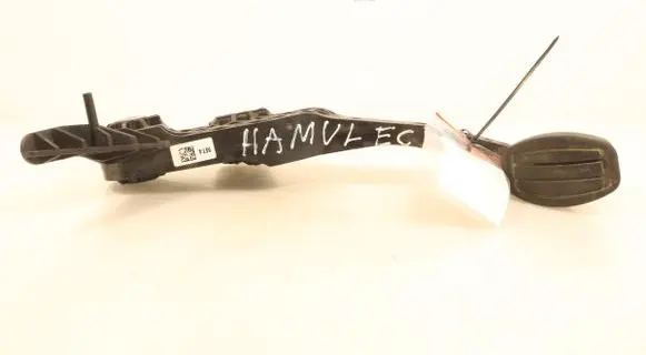 Opel Corsa F Clutch pedal MT4