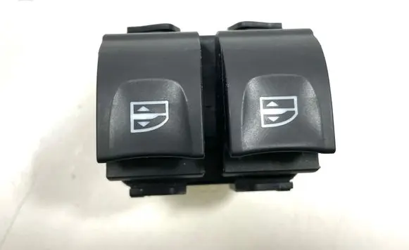 Renault Captur Electric window control switch 264118044R 10023697