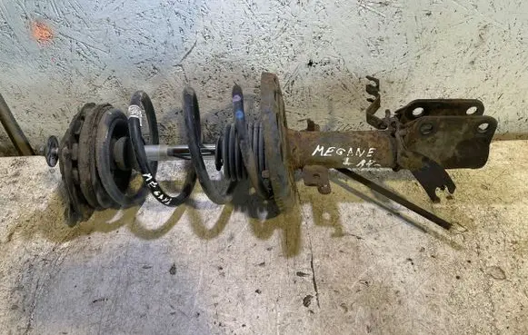 Renault Megane III Front shock absorber/damper