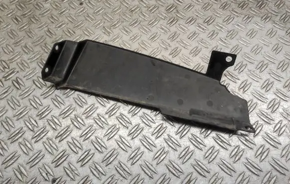 Nissan Qashqai+2 Radiator trim 62823BR32A