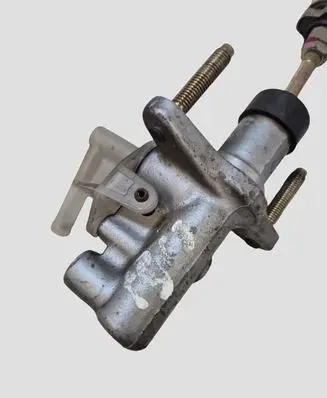 Toyota Corolla Verso E121 Clutch master cylinder