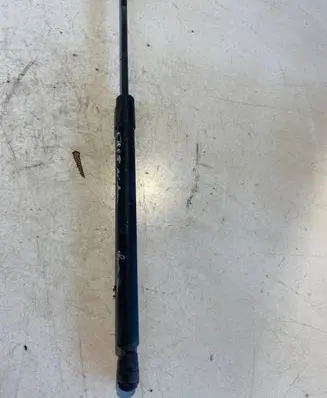 Mitsubishi Outlander Tailgate/trunk strut/damper MB991808