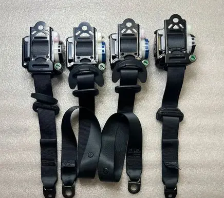 Toyota Aygo X Set of seat belts 732200H051 733700H031 732100H060