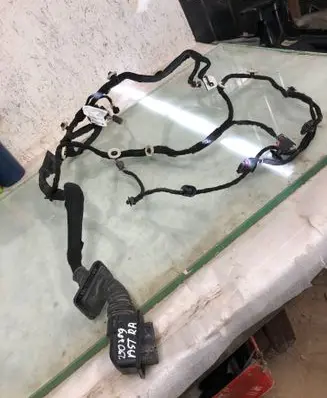 Opel Astra L Front door wiring loom 9847097480