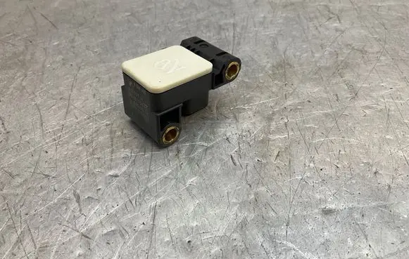 BMW 3 E92 E93 Airbag deployment crash/impact sensor 6956485 0809096577 0285003901