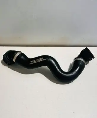 Mercedes-Benz GLC X253 C253 Engine coolant pipe/hose A2535019782
