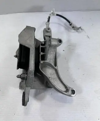 Renault Megane IV Gearbox mounting bracket 112536172R