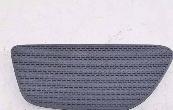 Hyundai i20 (BC3 BI3) Side speaker trim/cover 84717Q0800