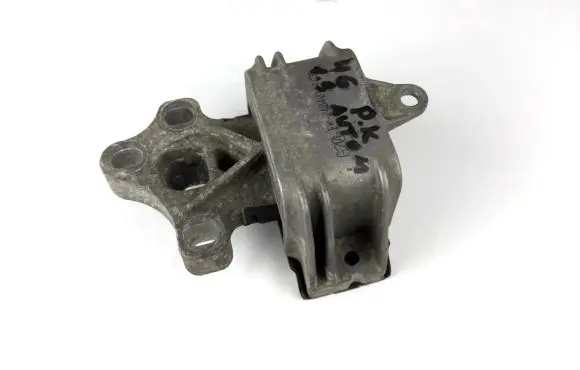 Volkswagen New Beetle Engine mount bracket 1j0199555