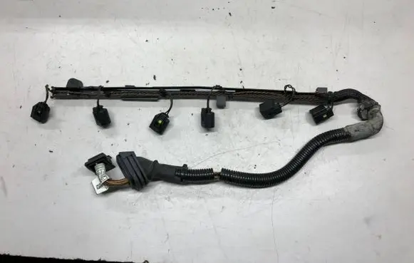 BMW 5 F10 F11 Fuel injector wires 7550666