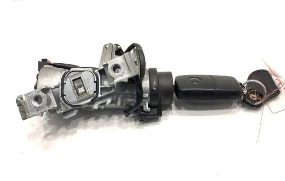 Volkswagen Golf V Ignition lock 1K0905851B