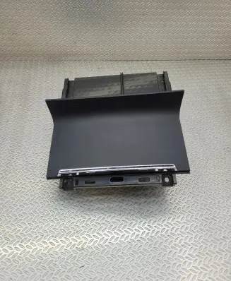 Ashtray (front)