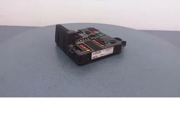 Renault Scenic II - Grand scenic II Fuse box set 8200306033B