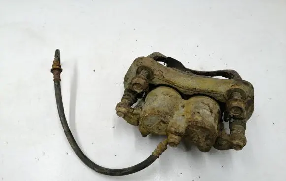 Nissan Navara D40 Front brake caliper