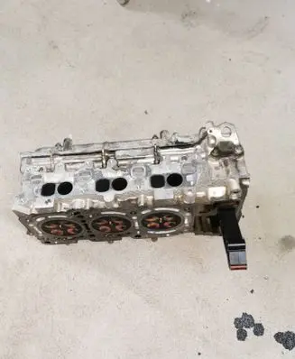 Mercedes-Benz E AMG W212 Engine head 
