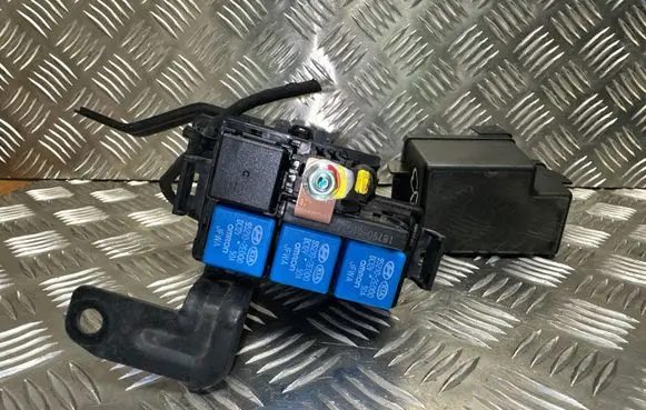 KIA Ceed Fuse module 1879001034