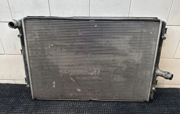 Audi TT TTS Mk2 Coolant radiator 1K0121251AB