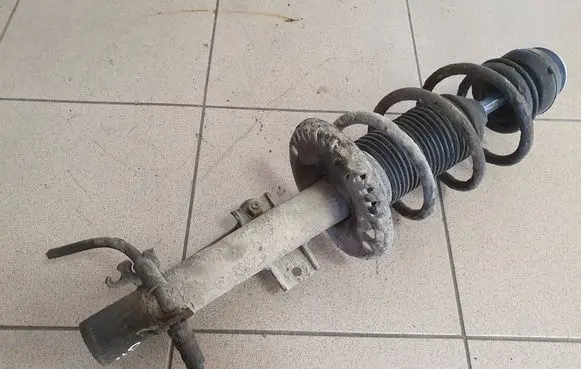 Volkswagen Up Front shock absorber with coil spring