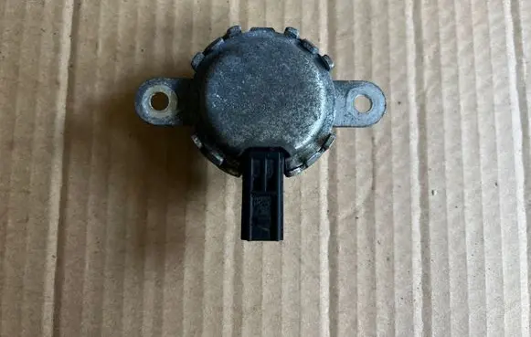 Subaru Forester SJ Valve oil control 10921AA220 10921AA230 10921AA231