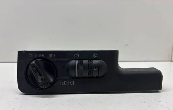 Volkswagen PASSAT B4 Light switch 3A1941531F