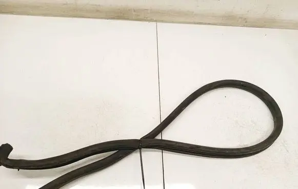 Skoda Superb B5 (3U) Rubber seal front coupe door