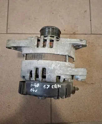 Hyundai i40 Generator/alternator 37300-2A805