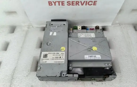 Porsche Cayenne (9Y0 9Y3) GPS navigation control unit/module 9Y0035084