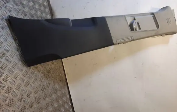 Audi Q7 4L (B) pillar trim (top) 4L0819724