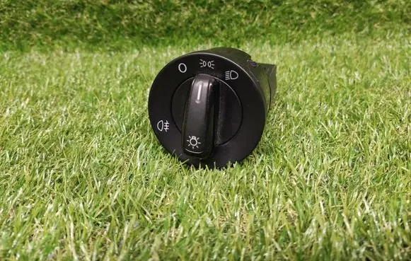 Volkswagen Polo V 6R Light switch 6R0941531D