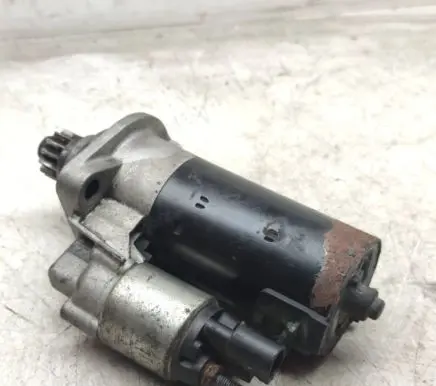 Volkswagen Polo V 6R Starter motor