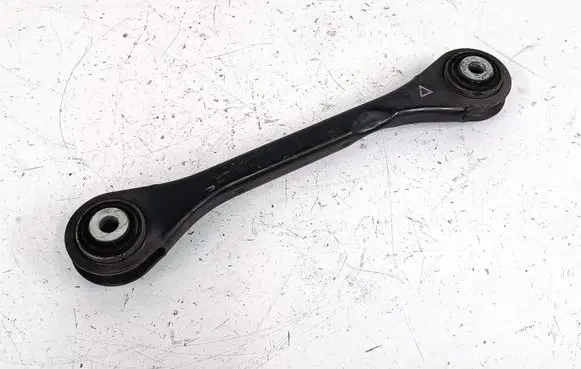 Rear control arm