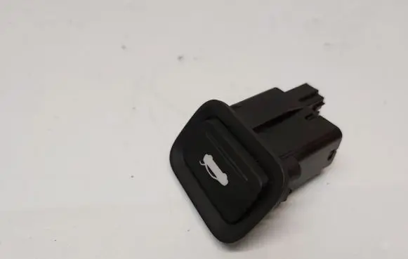 Hyundai i40 Tailgate/trunk/boot open switch 39R5901100
