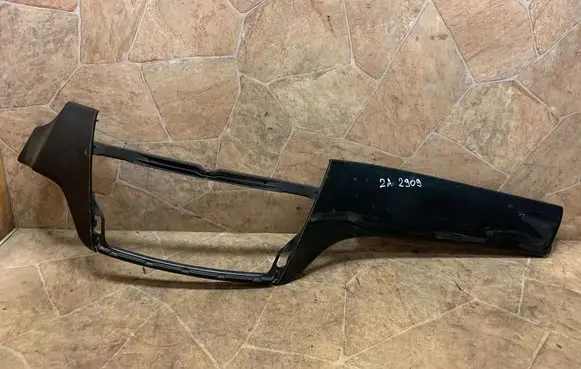 Mercedes-Benz GLS X166 Dashboard glove box trim A1666801471