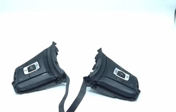 Volkswagen Golf VII Steering wheel buttons/switches 5G0959442L 03447040103 H100101