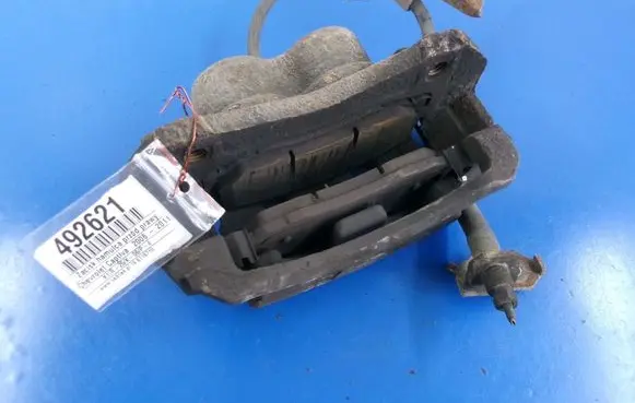 Chevrolet Captiva Front brake caliper