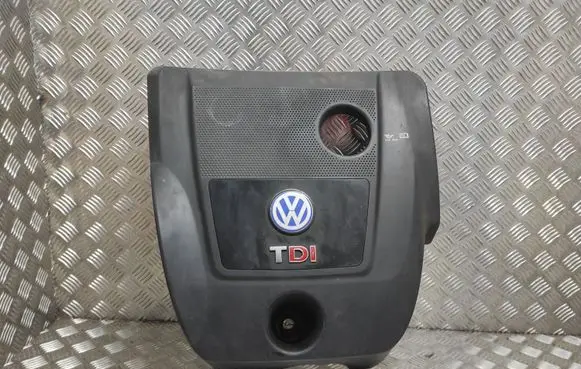 Volkswagen Golf IV Engine cover (trim) 038103925