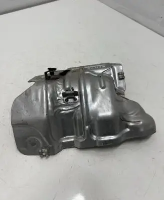 Renault Captur Exhaust heat shield 144504628R 00021153