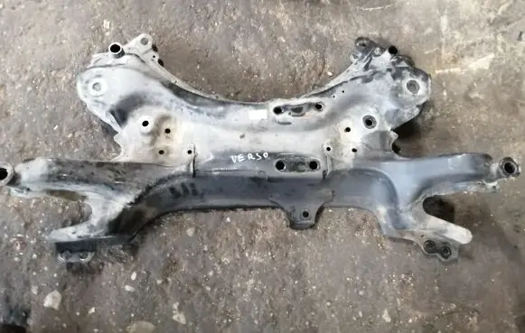 Toyota Verso Front subframe