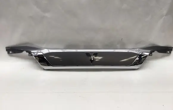 Mitsubishi Outlander Bottom trim 5817A26502