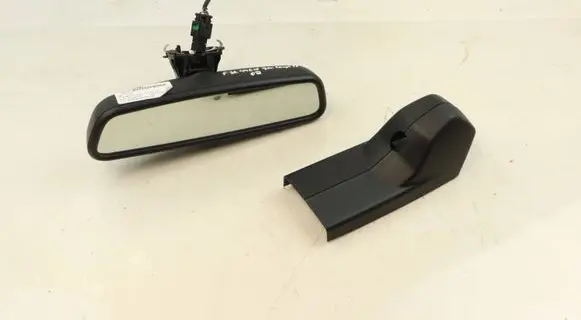 Rear view mirror (interior)