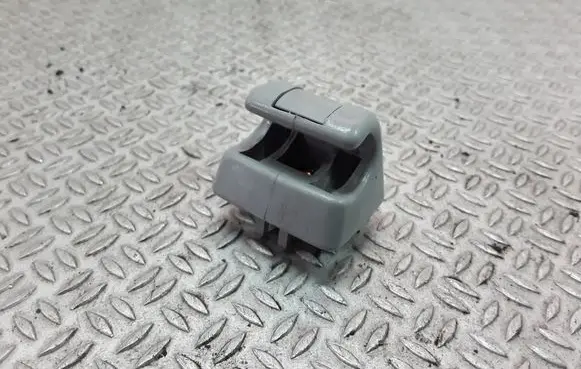 Mercedes-Benz C W203 Sun visor clip/hook/bracket 