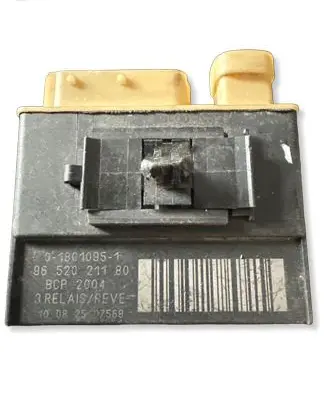 Peugeot 508 Glow plug pre-heat relay 018010951 9652021180