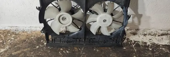 Toyota Corolla Verso AR10 Fan set 4227502520