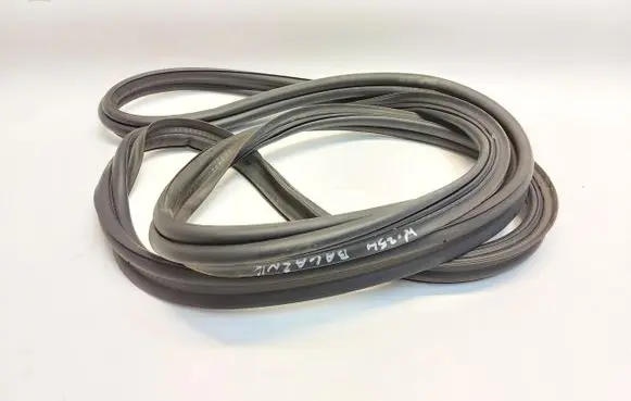 Mercedes-Benz GLC C254 Trunk rubber seal (body) MERCEDESW254GLC