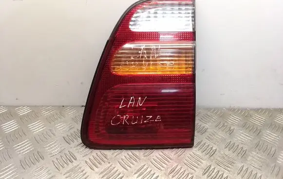Toyota Land Cruiser (J100) Tailgate rear/tail lights