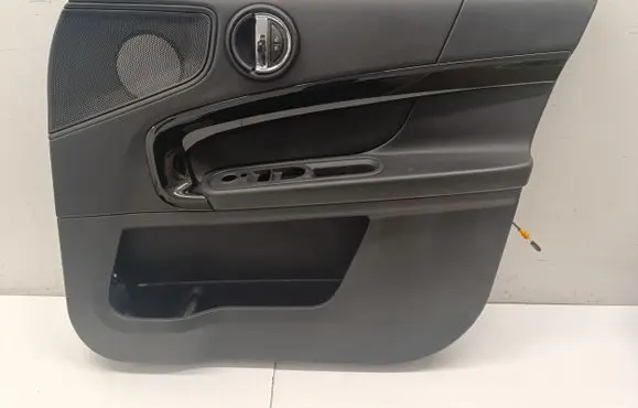 Mini Cooper Countryman F60 Front door card panel trim 7390790