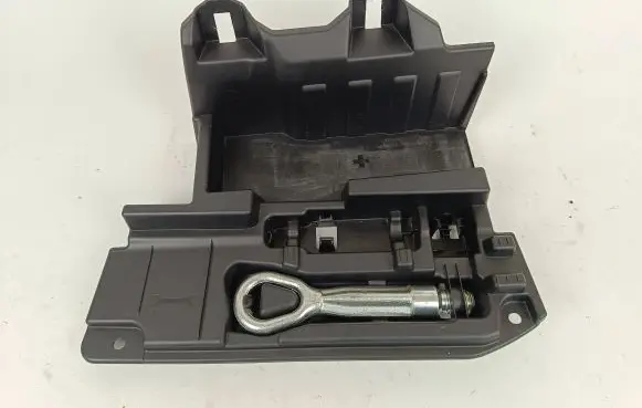 BMW 4 F36 Gran coupe Tool box 7309514 20024110