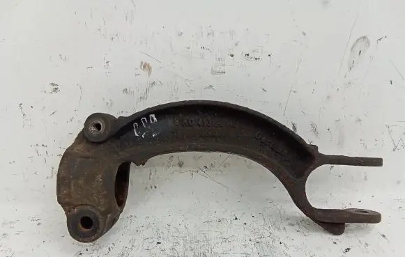 Audi A8 S8 D4 4H Lower shock absorber bracket 8K0413L